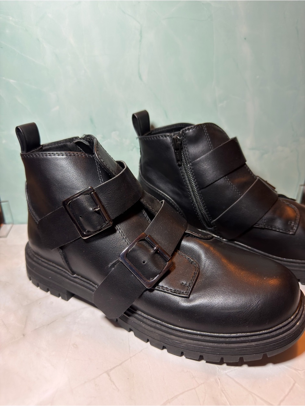 Size 7.5 SO brand black ankle boots